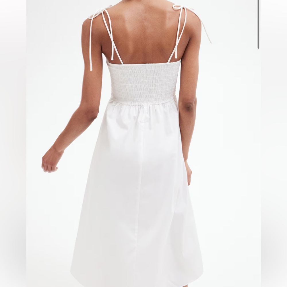 Elegant White Midi Dress